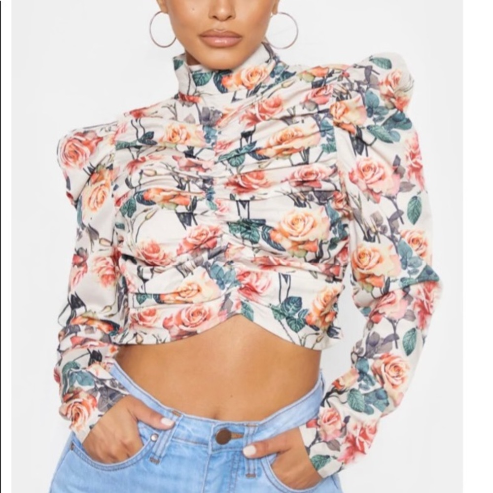 Beautiful Crop blouse